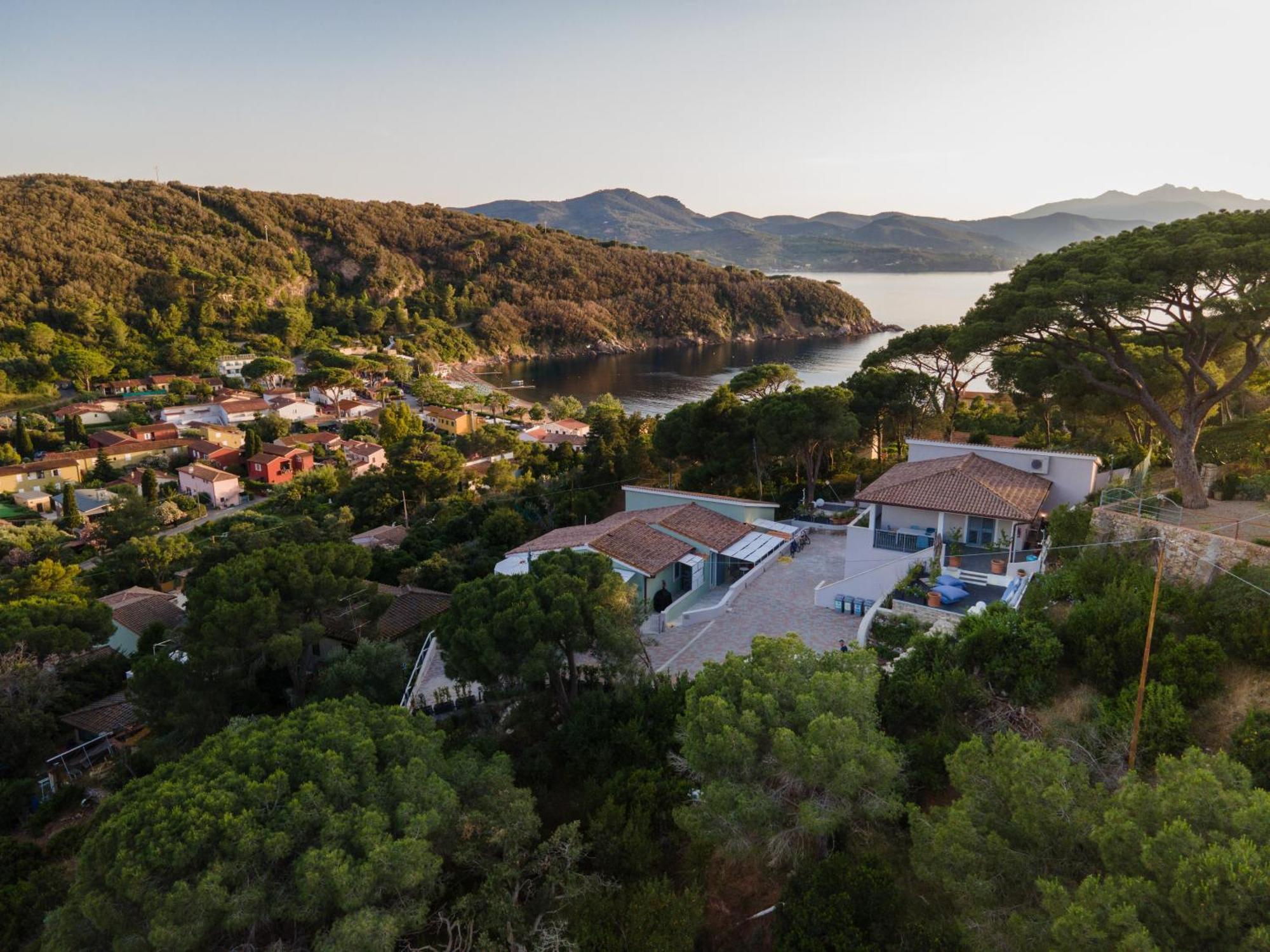 Elbitat Homes Bagnaia  Exterior foto